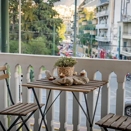 Acropolis Urban Oasis Steps From The Acropolis Lägenhet *